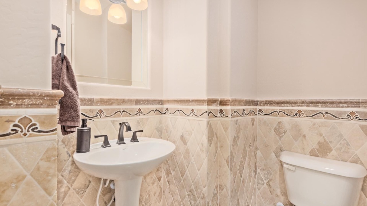 Photo of Bathroom in Encanterra
