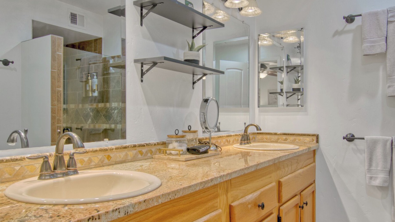 Photo of Bathroom in Quail Canyon