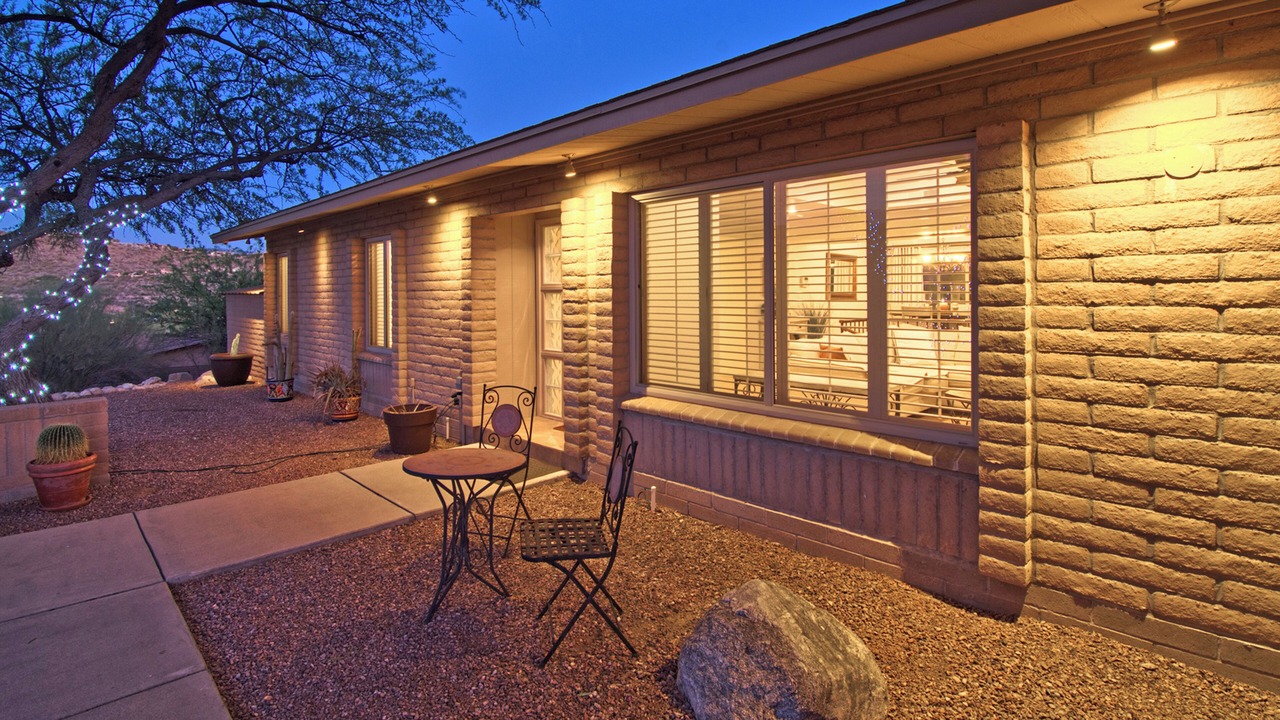 Photo of Patio Balcony in Quail Canyon