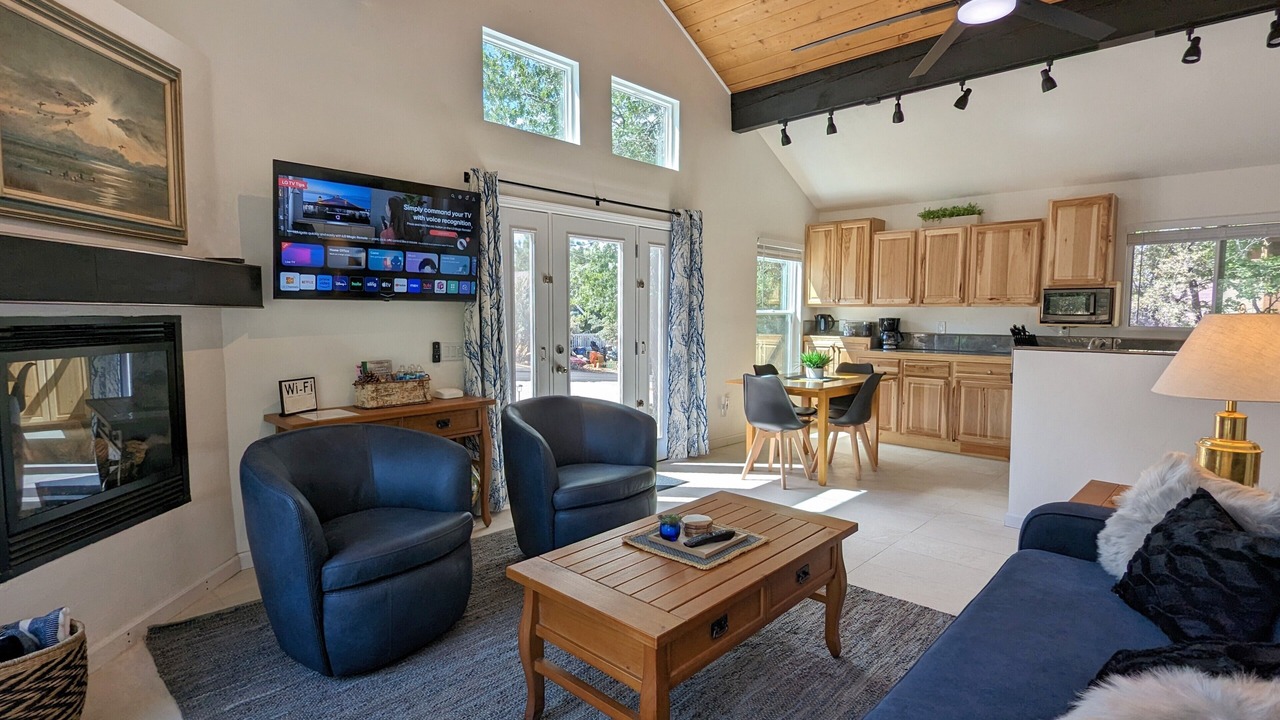 Photo of Livingroom in Sugarloaf
