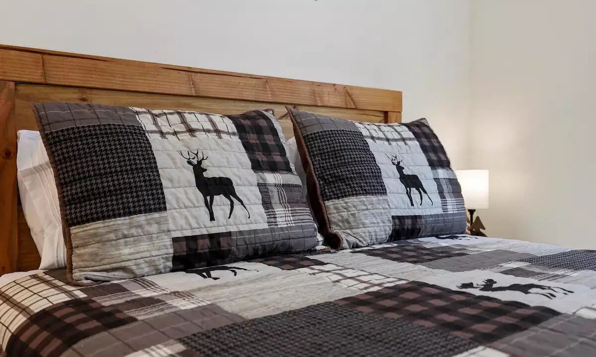 Photo of Bedroom in Strawberry