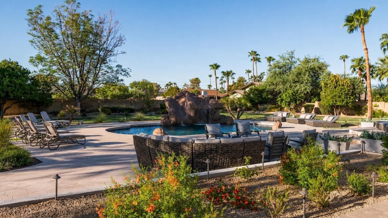 Photo of Others in La Tierra Estates