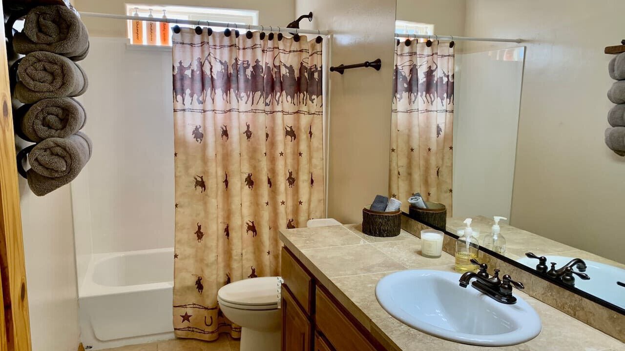 Photo of Bathroom in Mountain Club
