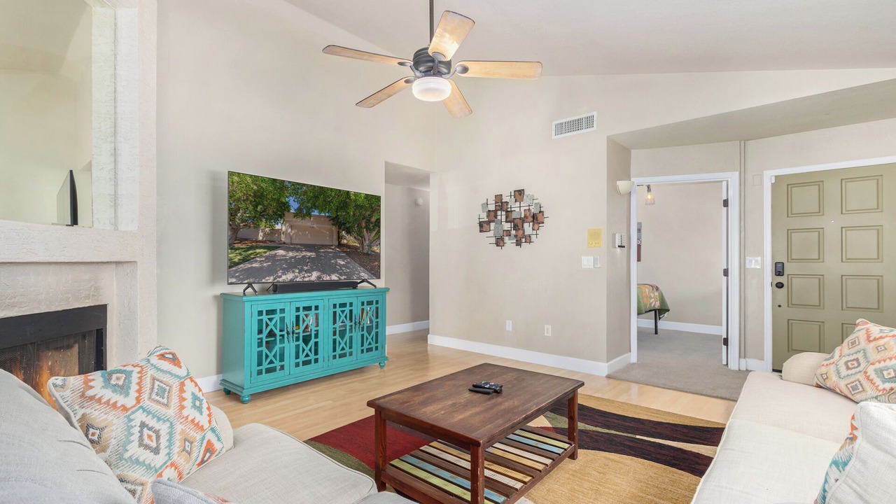 Photo of Livingroom in Arrowhead Ranch