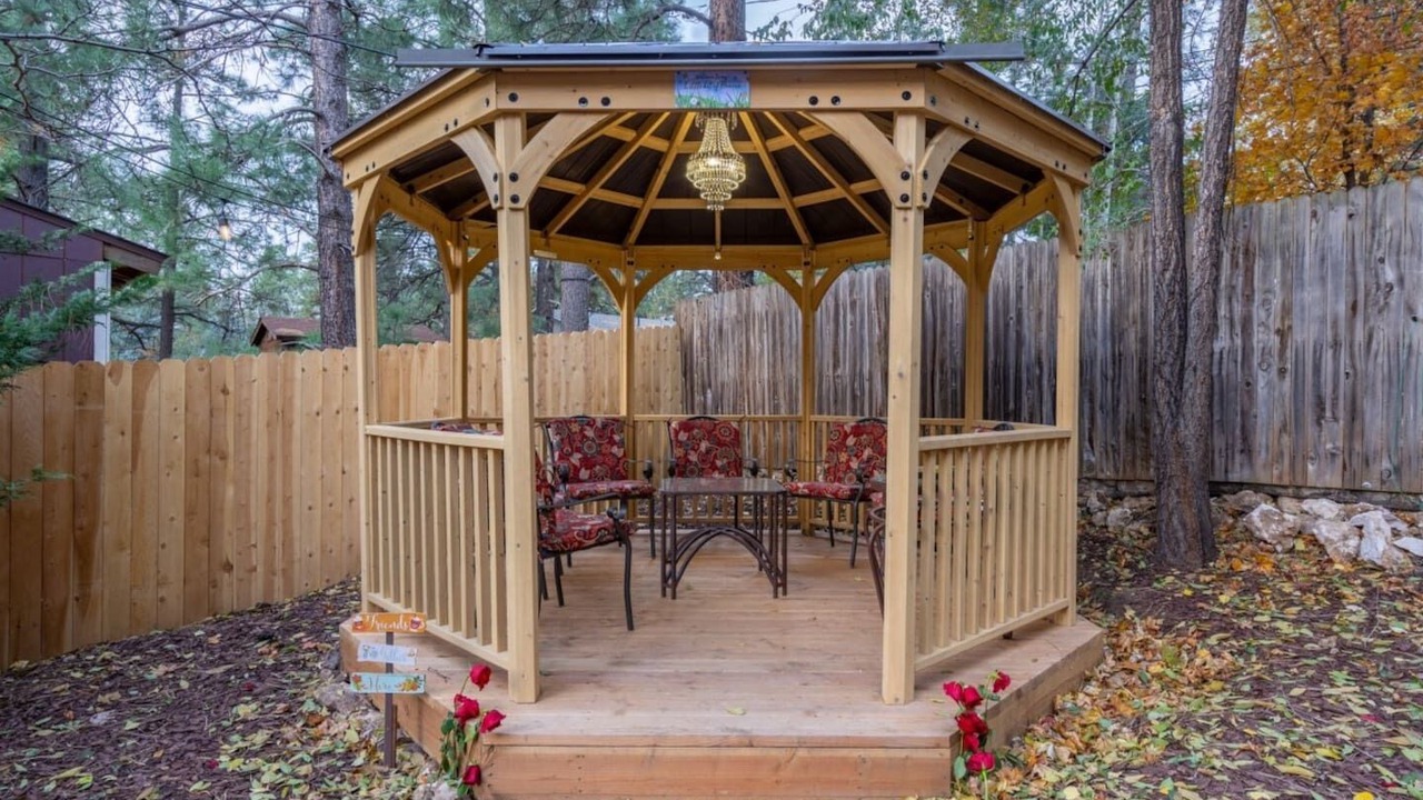 Photo of Patio Balcony in Mountainaire