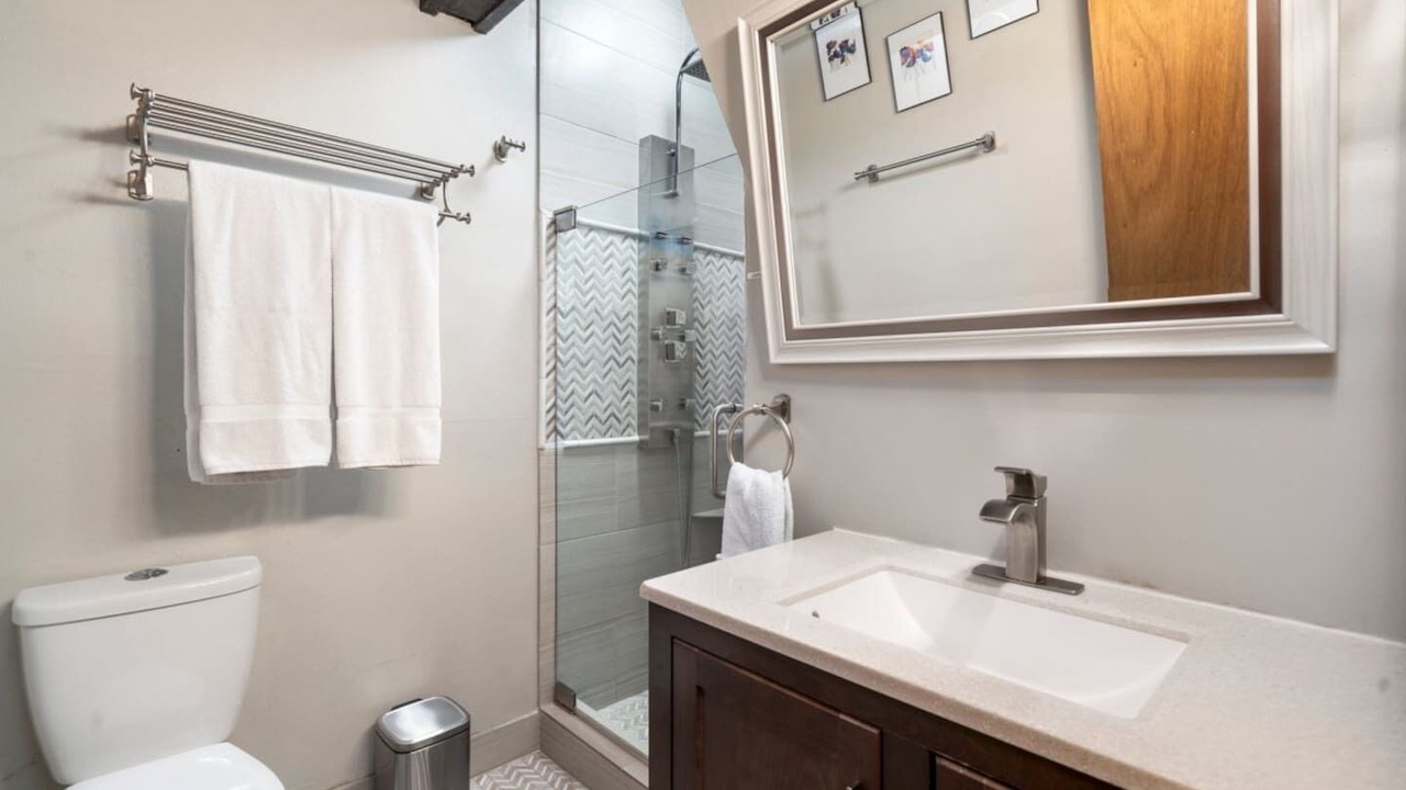 Photo of Bathroom in Mountainaire