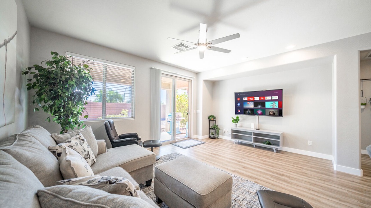 Photo of Livingroom in Anthem at Merrill Ranch