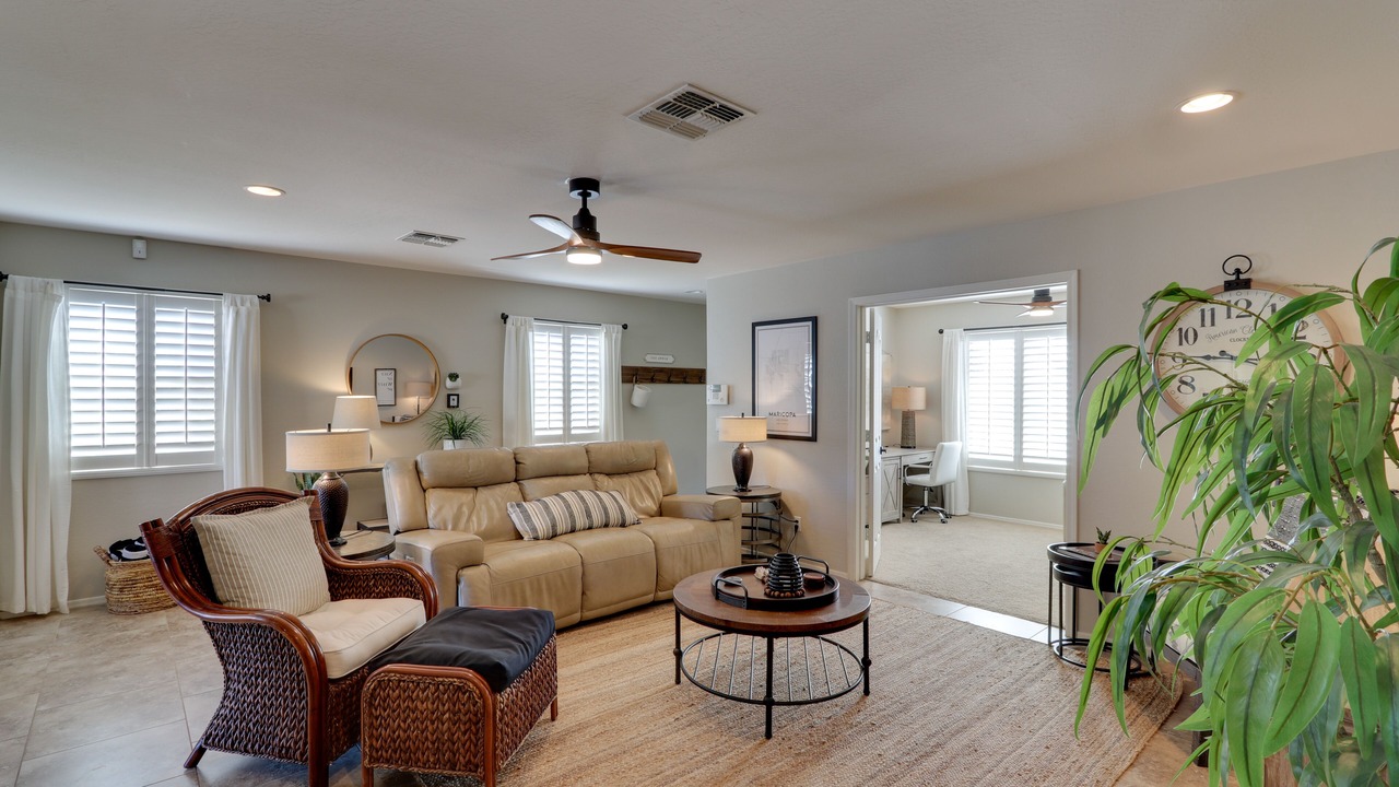 Photo of Livingroom in Maricopa