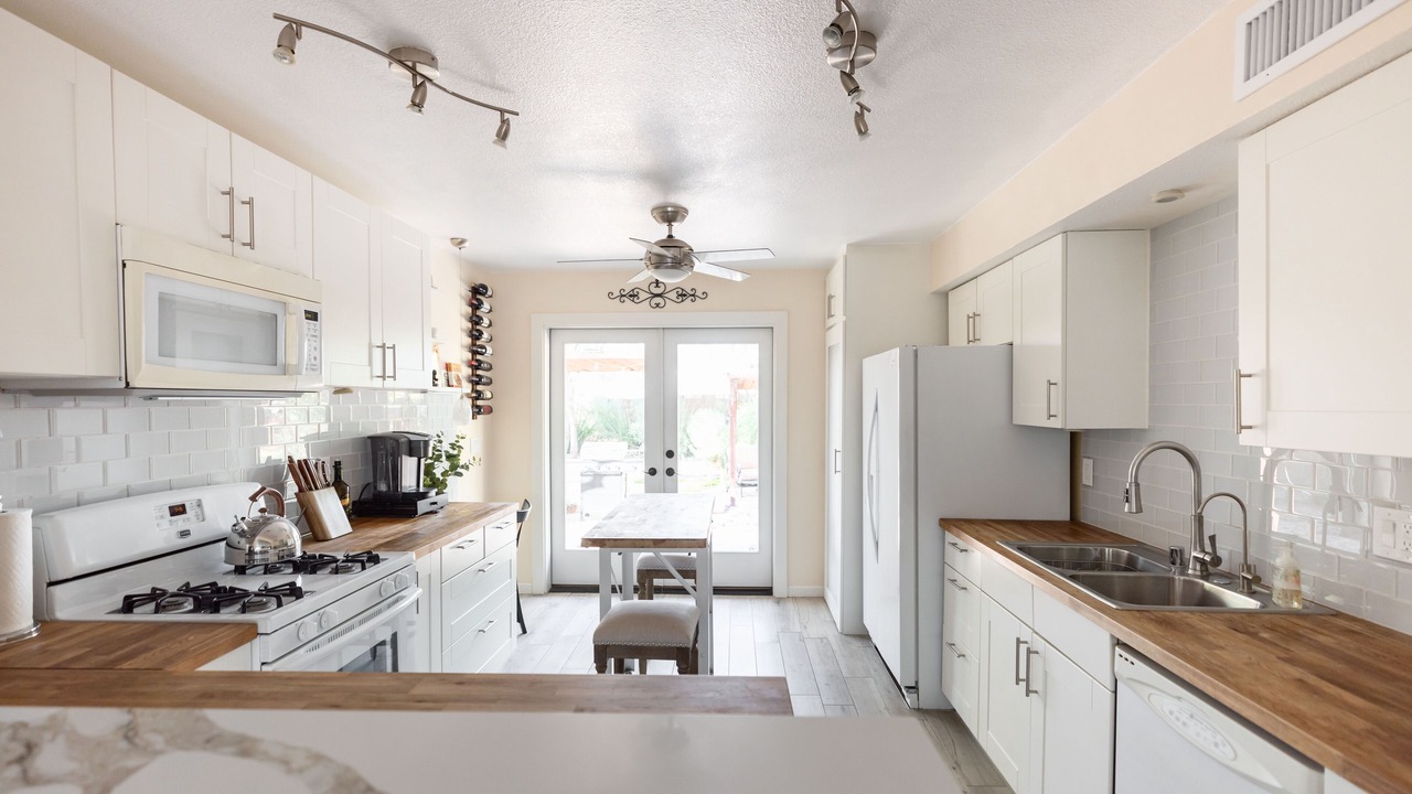 Photo of Kitchen in Park Scottsdale One