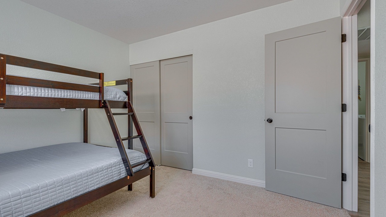 Photo of Bedroom in Bullhead City