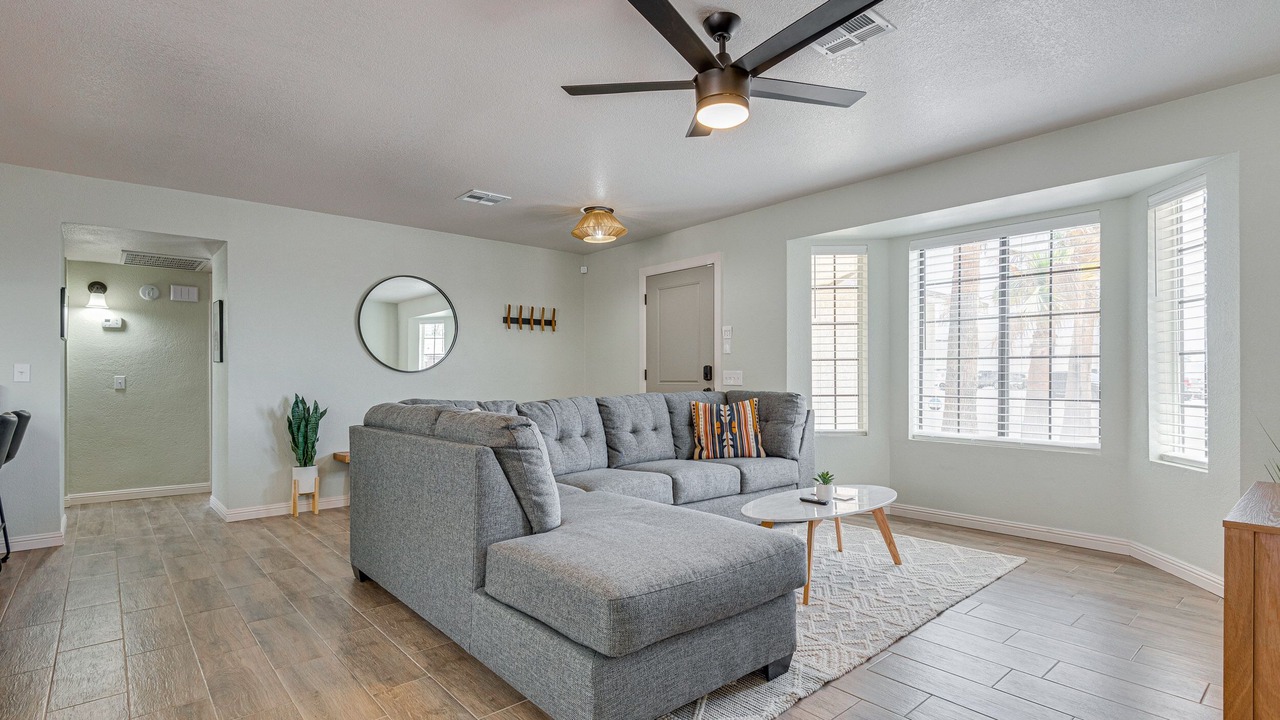 Photo of Livingroom in Bullhead City