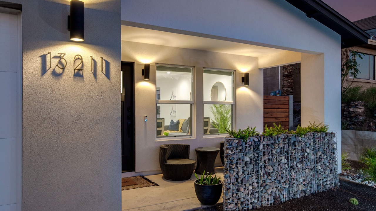 Photo of Outdoor in Paradise Valley Village