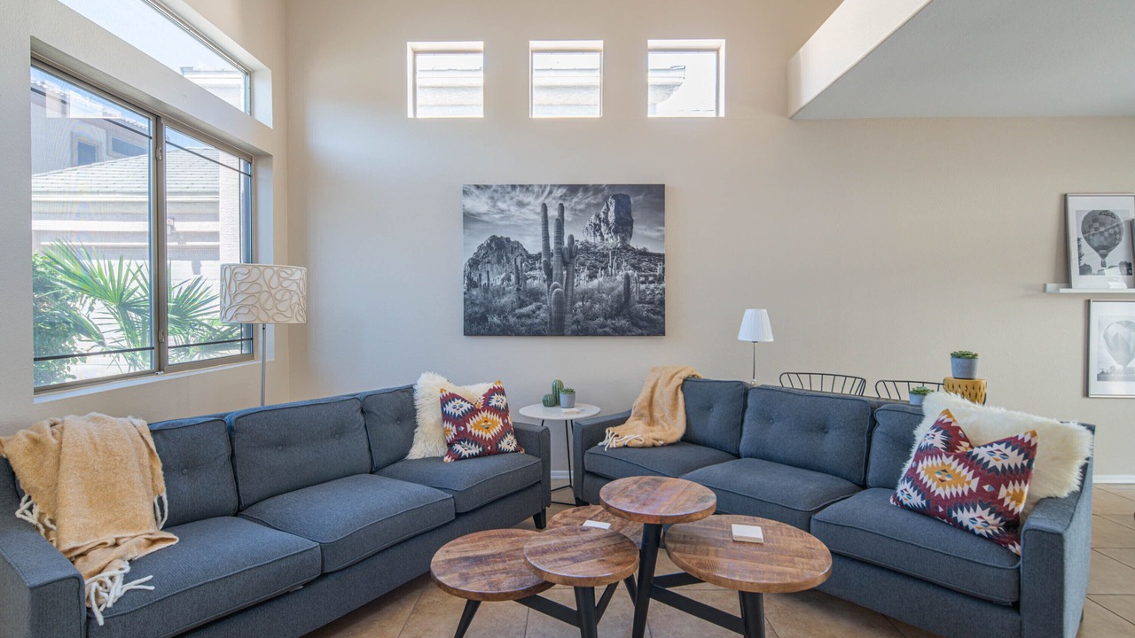 Photo of Livingroom in Tatum Ranch