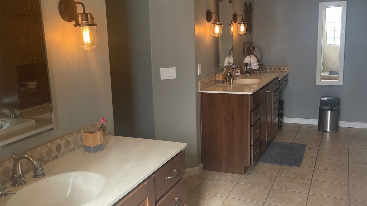 Photo of Bathroom in Rovey Farm Estates