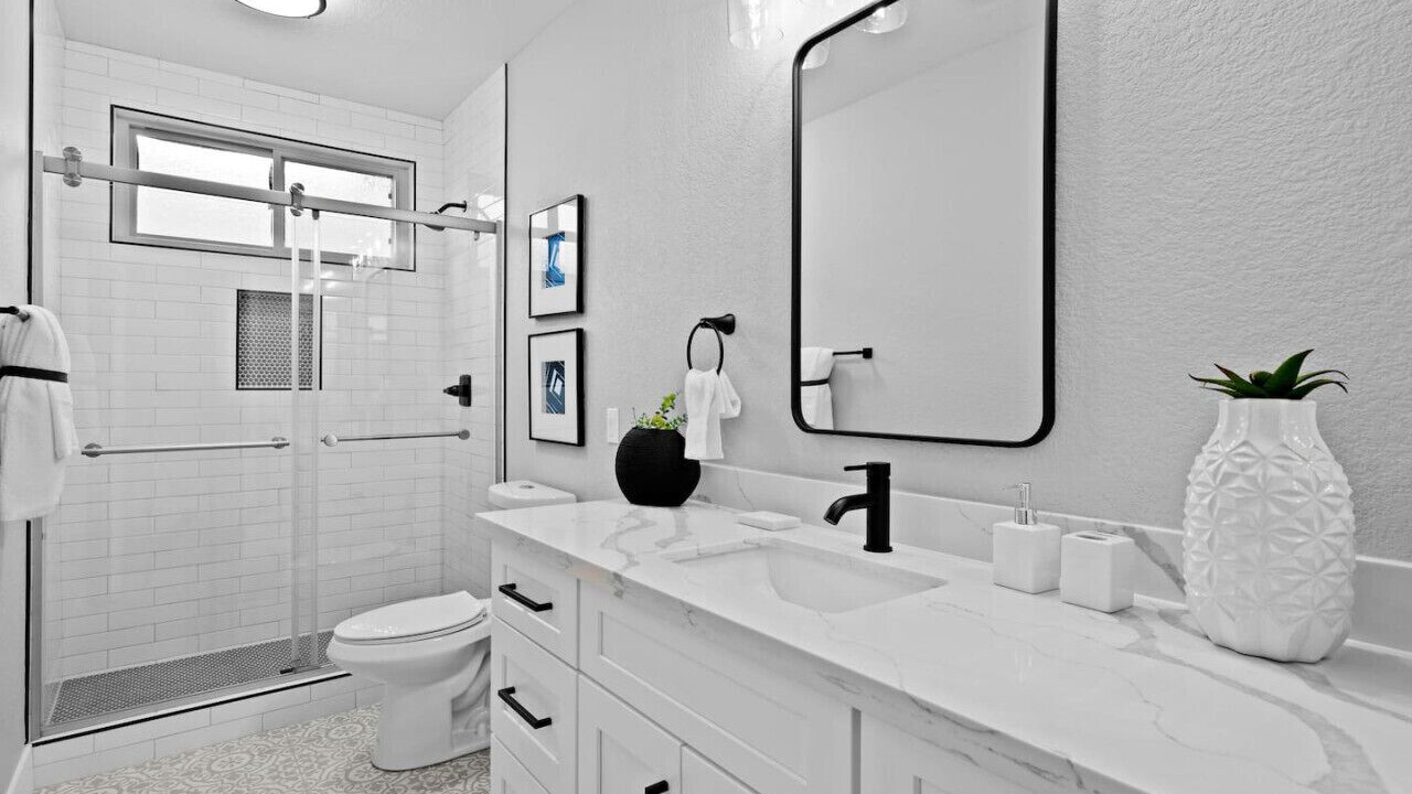 Photo of Bathroom in Arabian Views