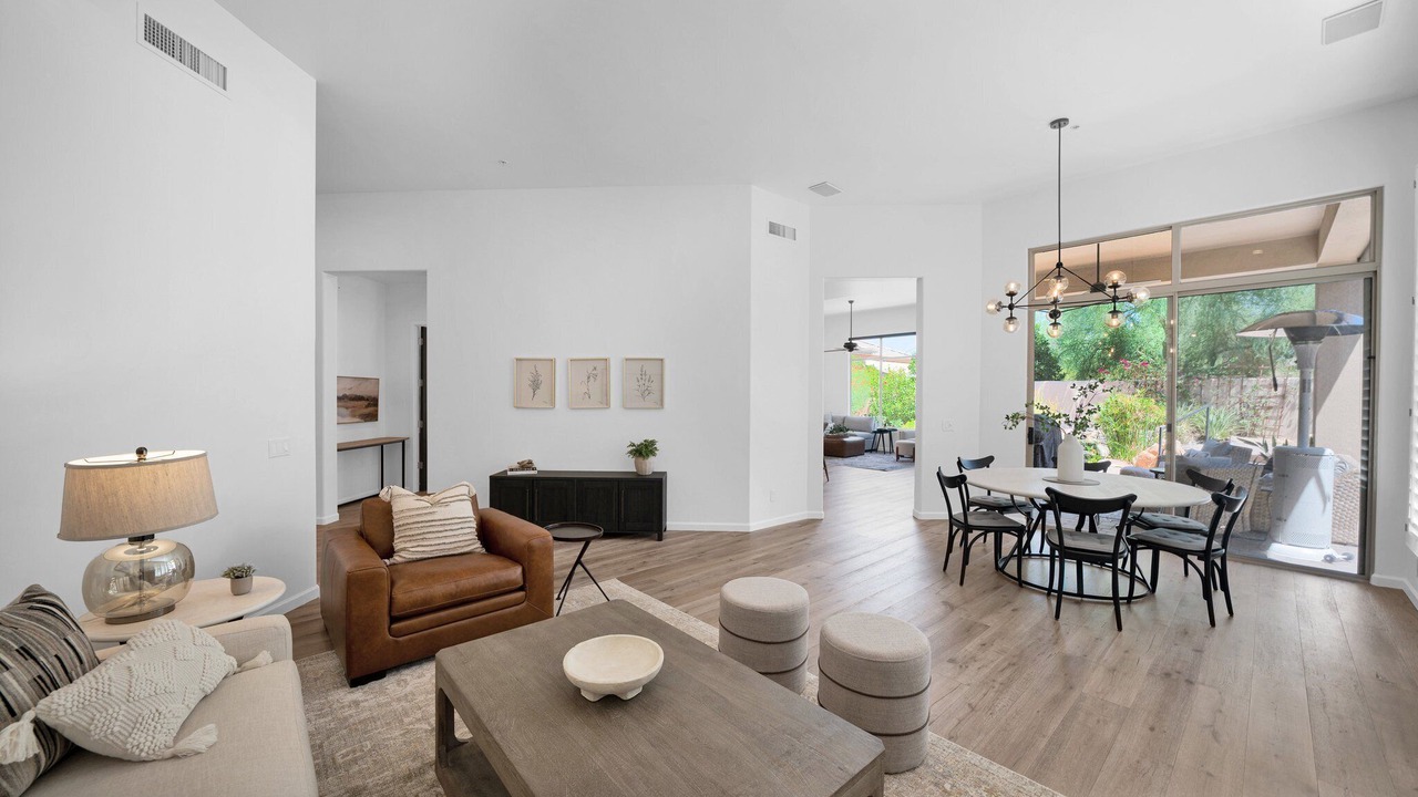 Photo of Livingroom in Talon Retreat