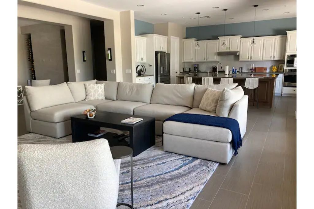 Photo of Livingroom in Vistancia