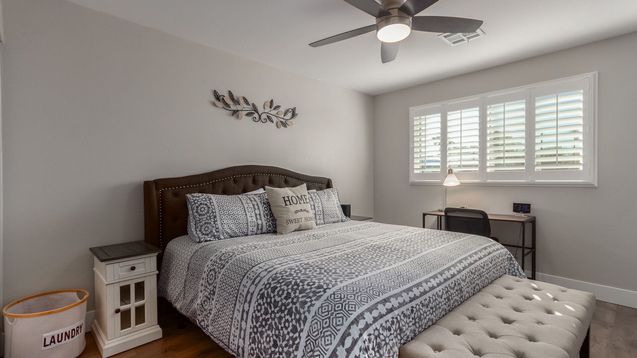 Photo of Bedroom in Scottsdale Estates Three