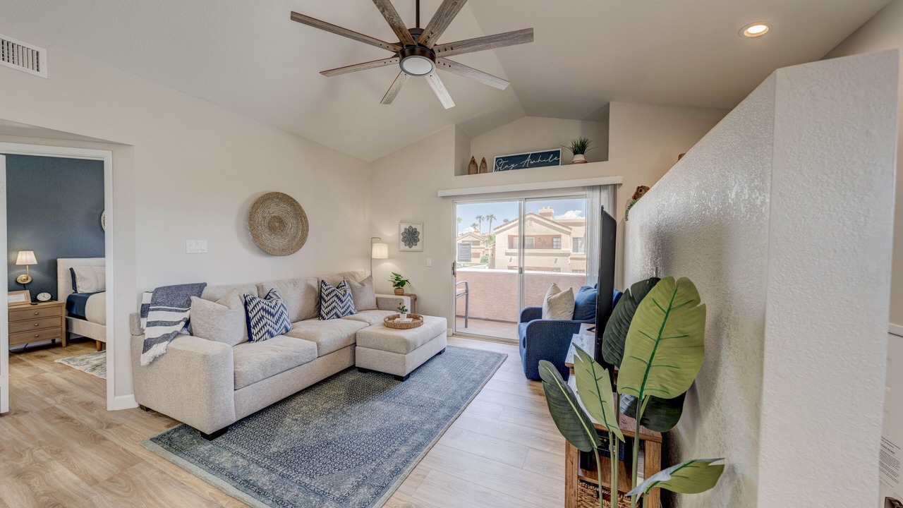 Photo of Livingroom in Lake Havasu City