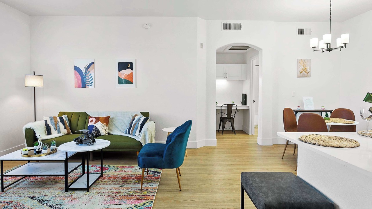 Photo of Livingroom in Glendale Sports and Entertainment District