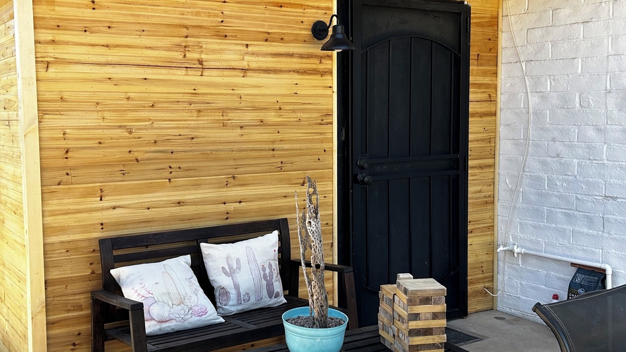 Photo of Patio Balcony in Julia Keen