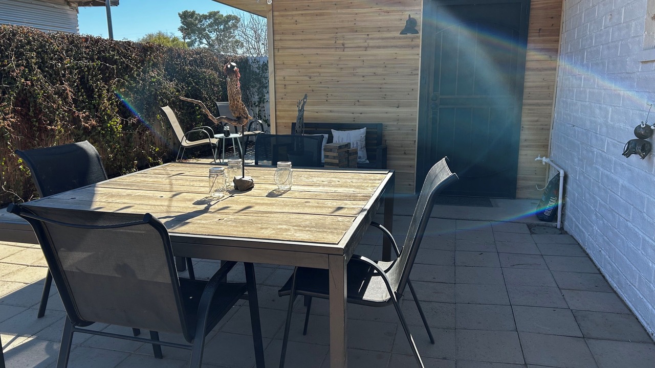 Photo of Outdoor in Julia Keen