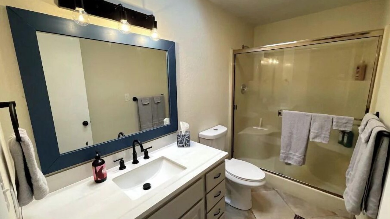 Photo of Bathroom in Cottonwood-Verde Village