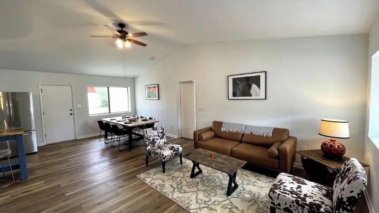 Photo of Livingroom in Cottonwood-Verde Village