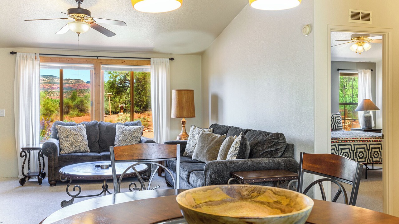 Photo of Livingroom in West Sedona