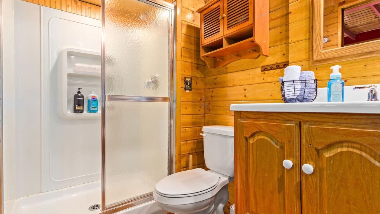 Photo of Bathroom in Munds Park
