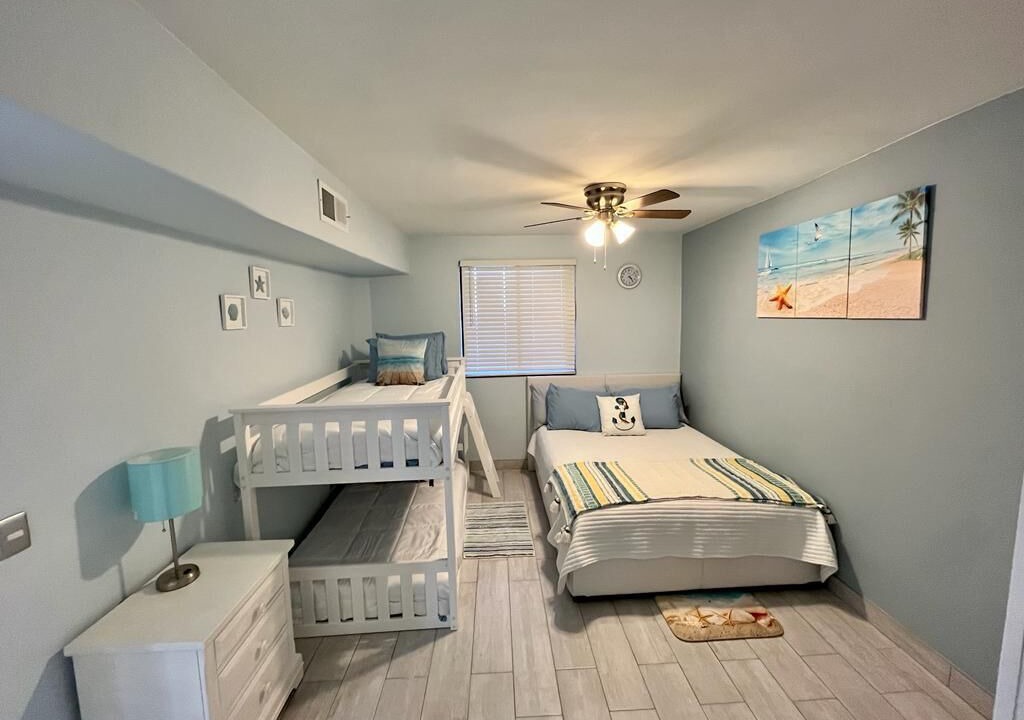 Photo of Bedroom in Laguna Shores