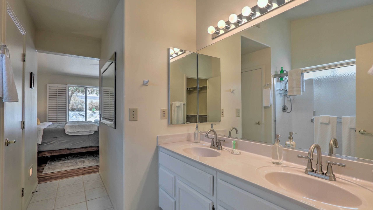 Photo of Bathroom in Saddlebrooke