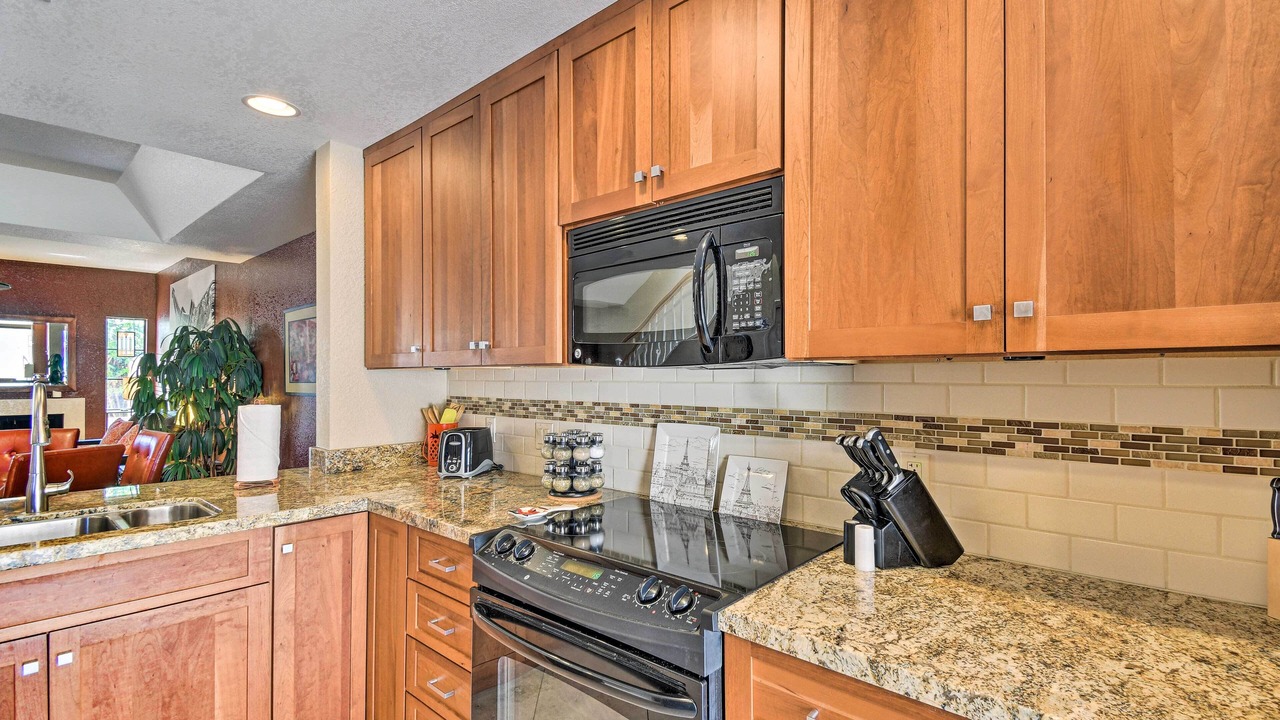Photo of Kitchen in Biltmore Courts