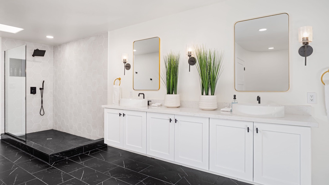 Photo of Bathroom in Paradise Valley Village