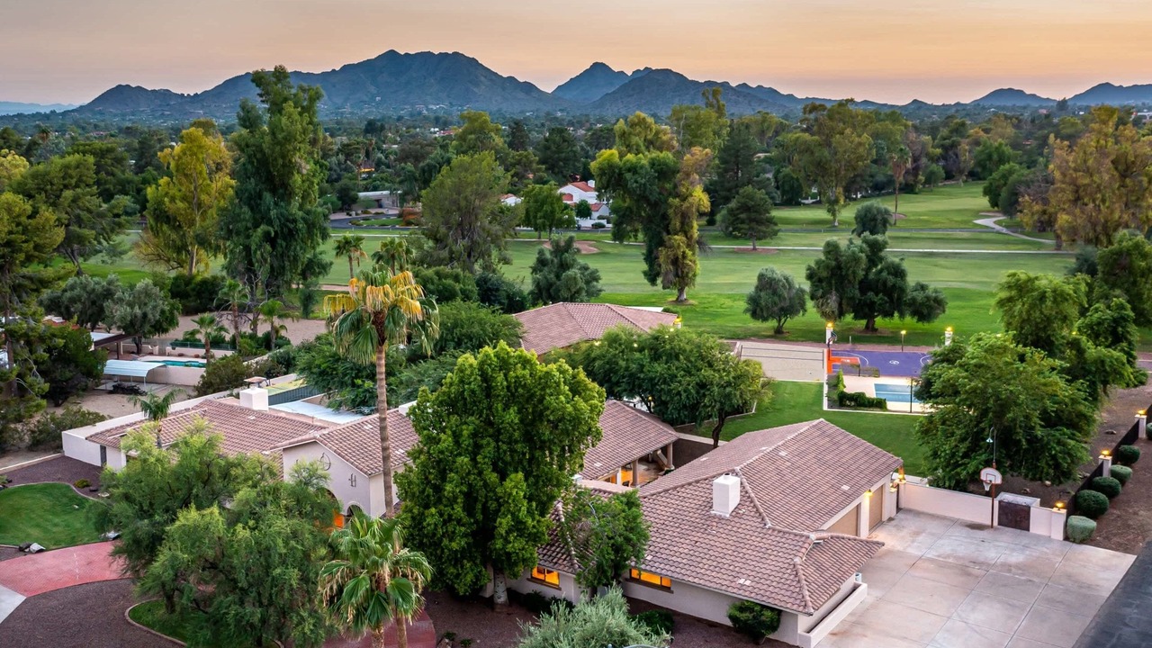 Photo of Others in Paradise Valley Village