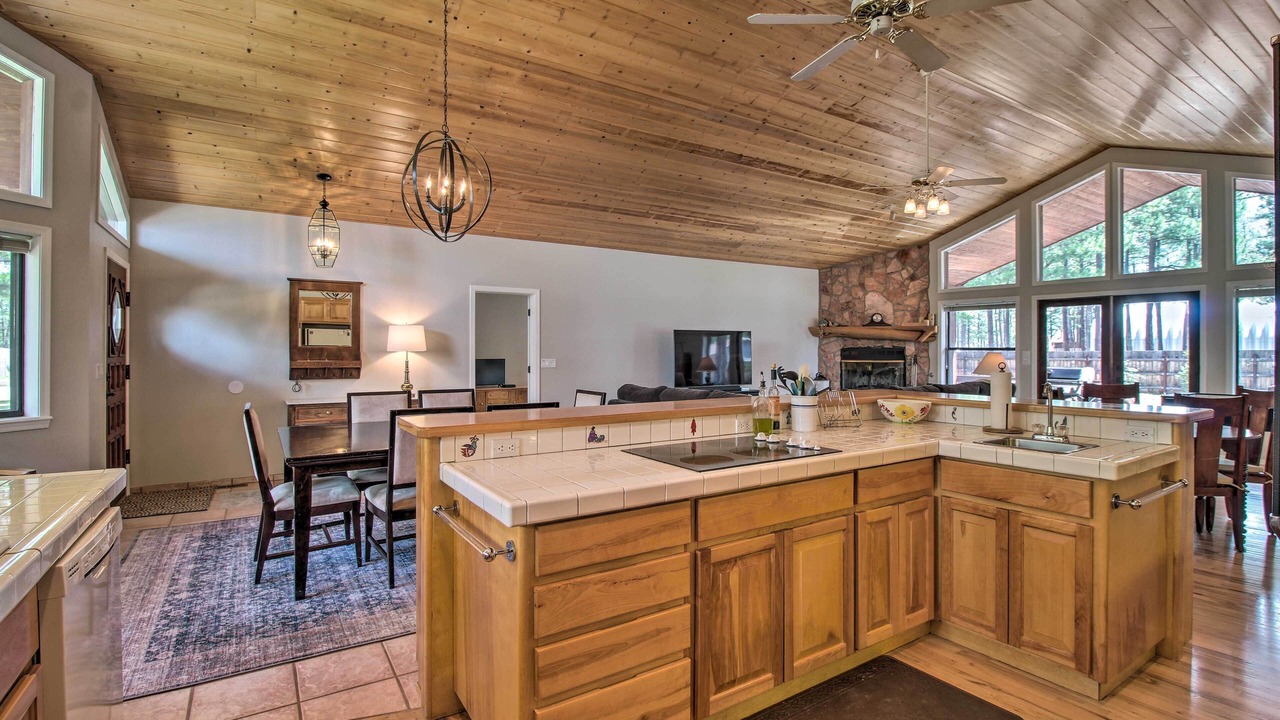 Photo of Kitchen in Mountain Pine Estates