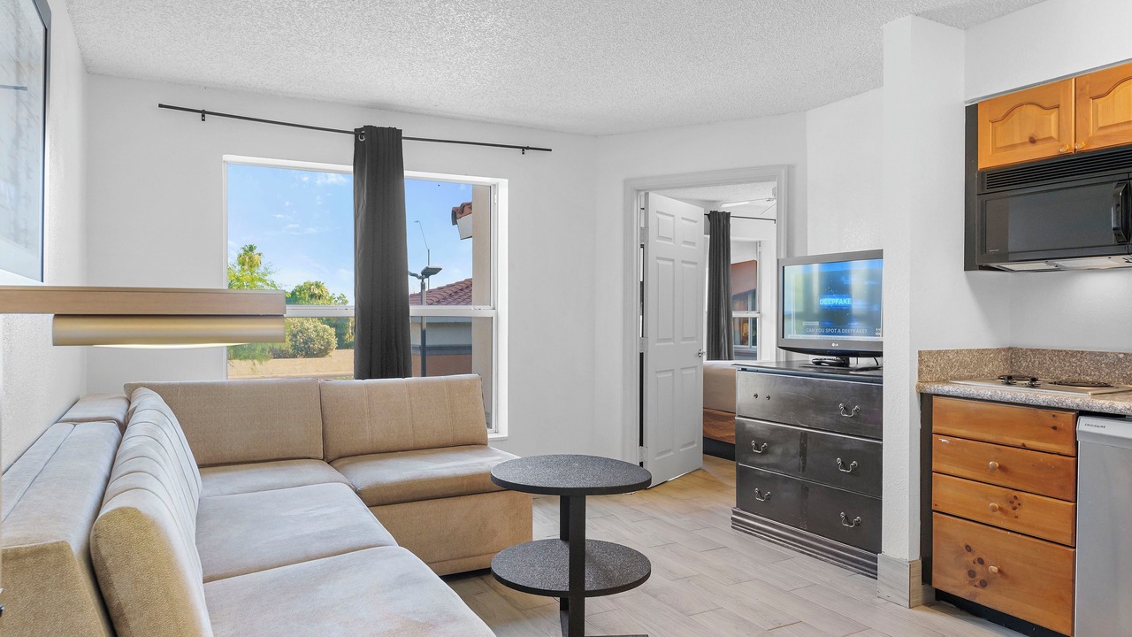 Photo of Livingroom in Central Scottsdale