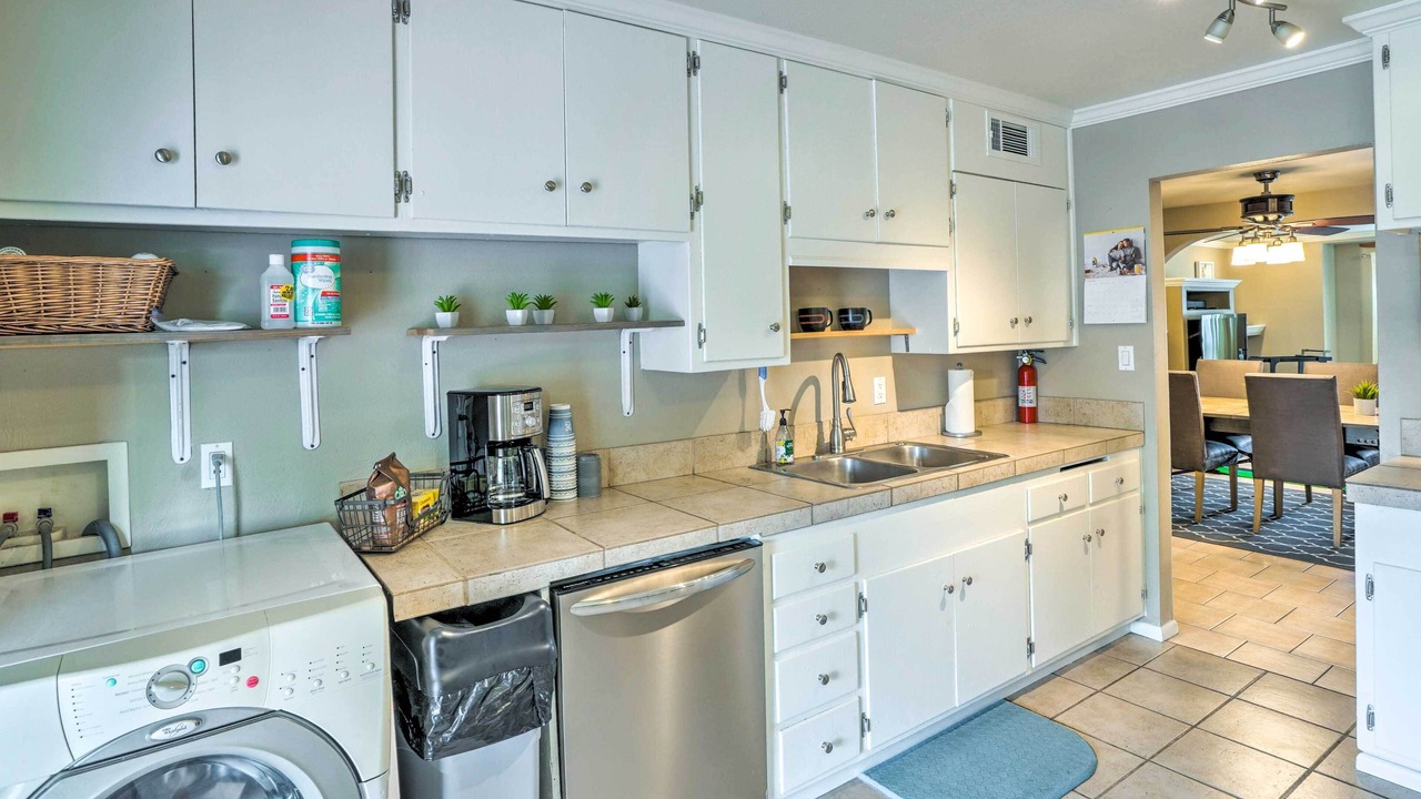 Photo of Kitchen in Scottsdale Estates Nine