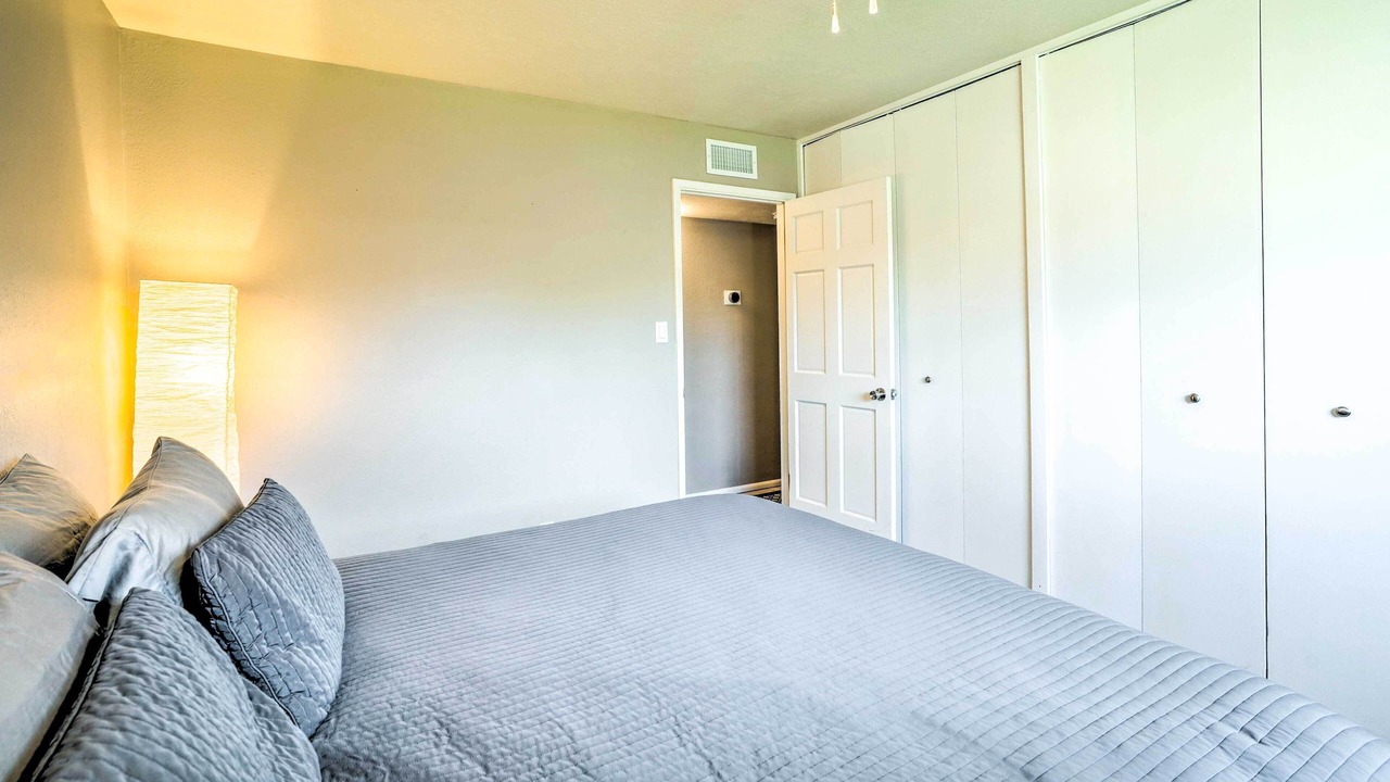Photo of Bedroom in Scottsdale Estates Nine