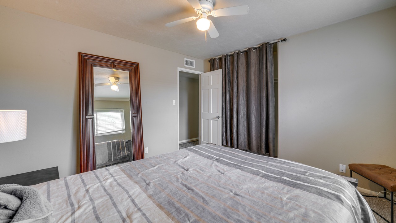 Photo of Bedroom in Scottsdale Estates Nine