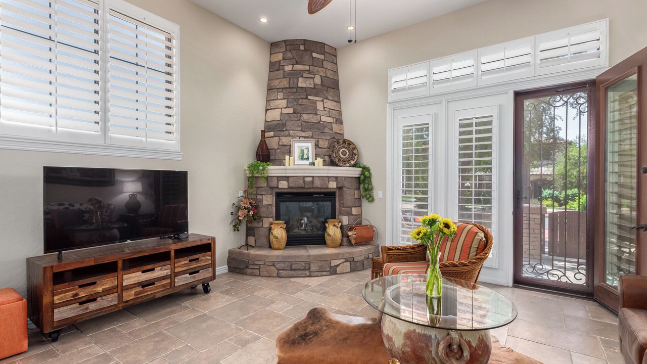 Photo of Livingroom in Litchfield Park