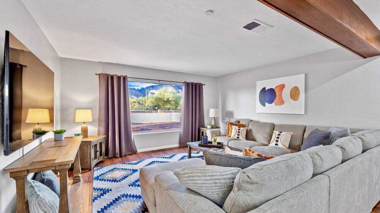 Photo of Livingroom in Casas Adobes Estates