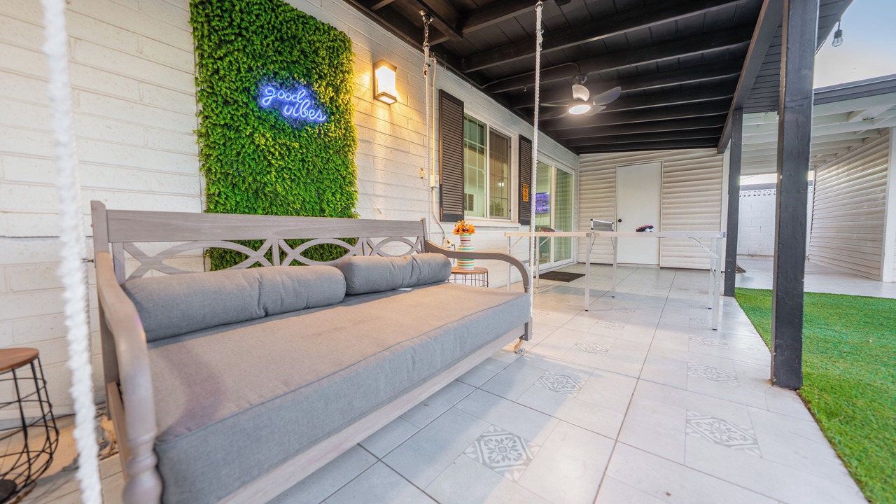 Photo of Patio Balcony in Papago Parkway