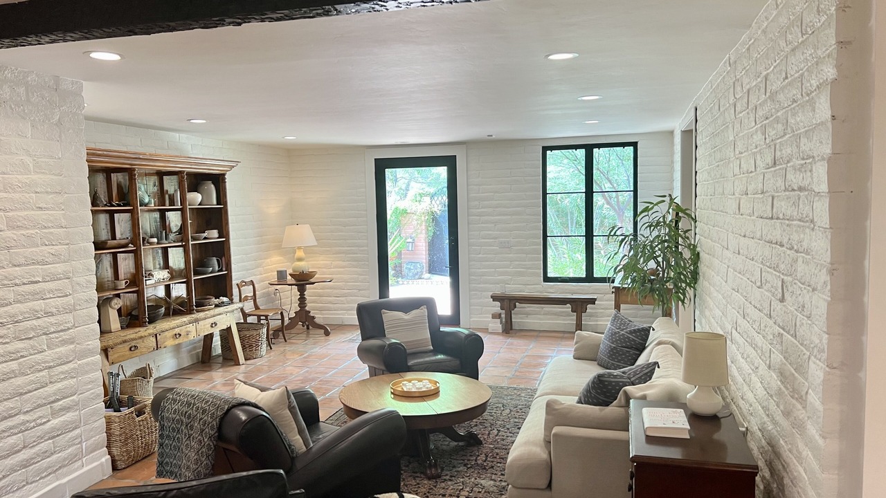 Photo of Livingroom in Canyon Ranch Estates