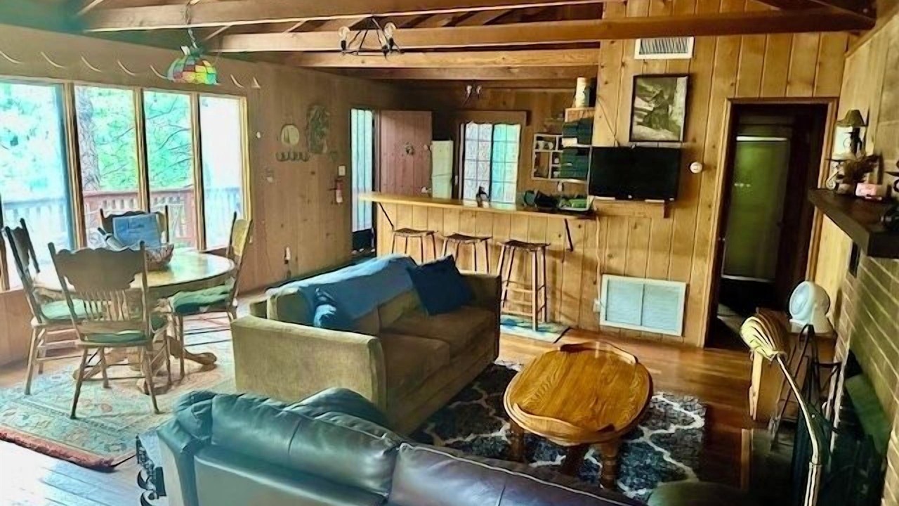 Photo of Livingroom in Summerhaven