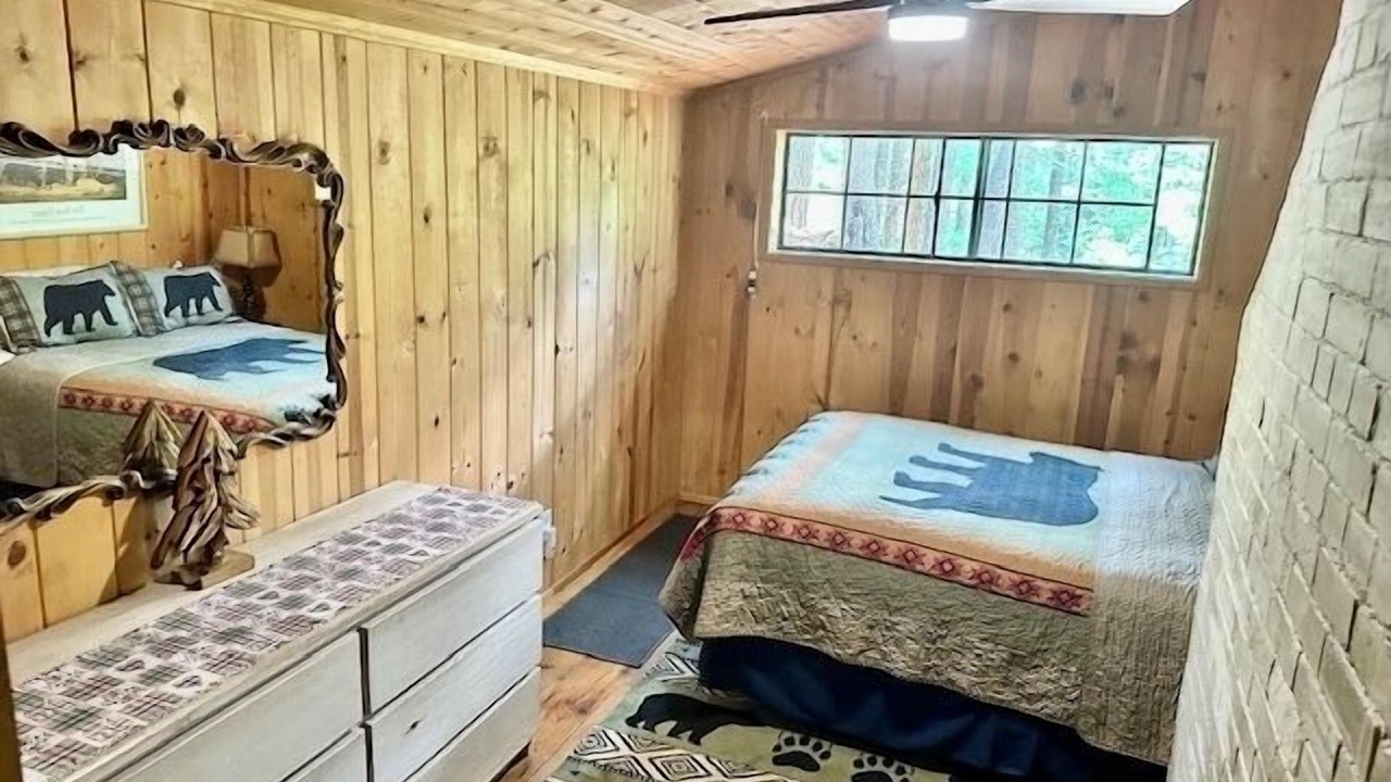 Photo of Bedroom in Summerhaven