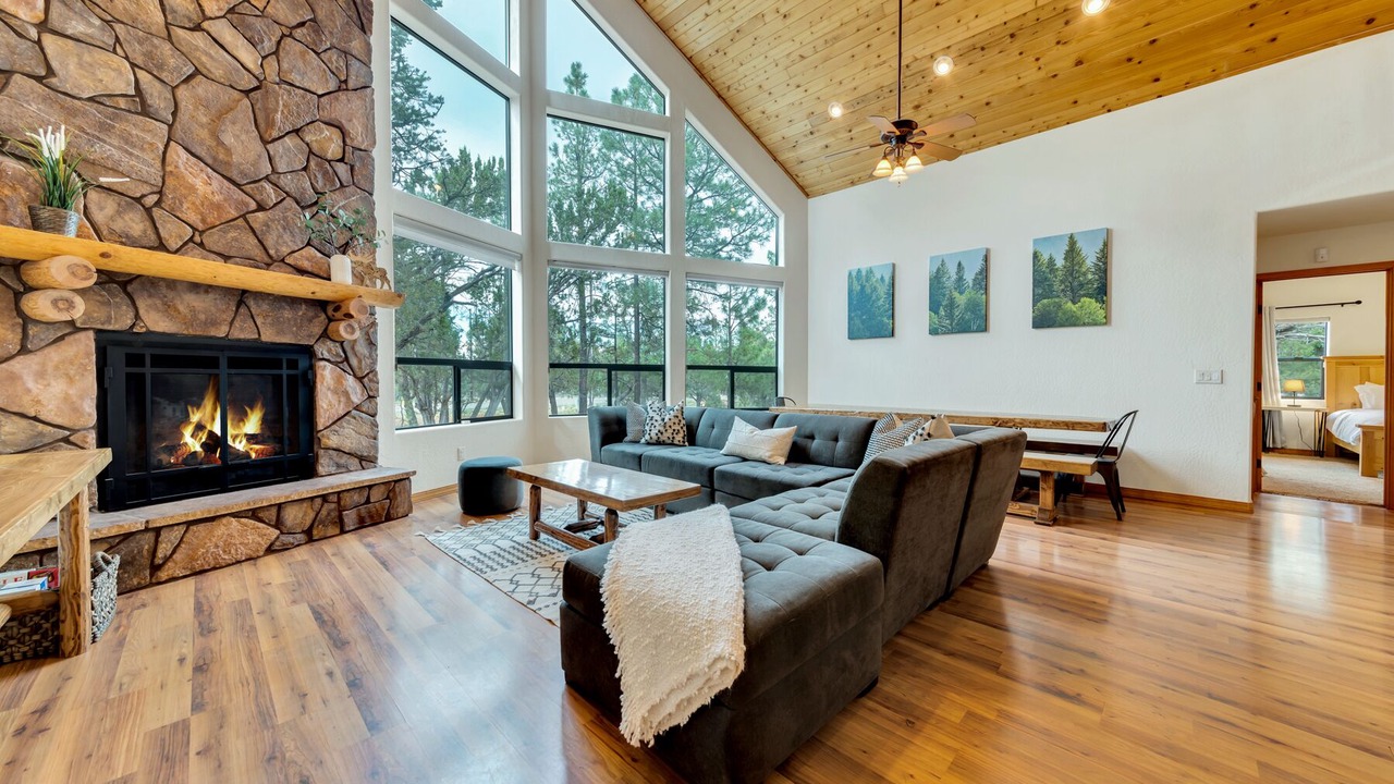Photo of Livingroom in Happy Jack