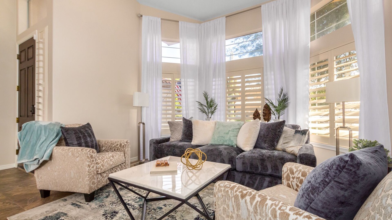 Photo of Livingroom in Gilbert