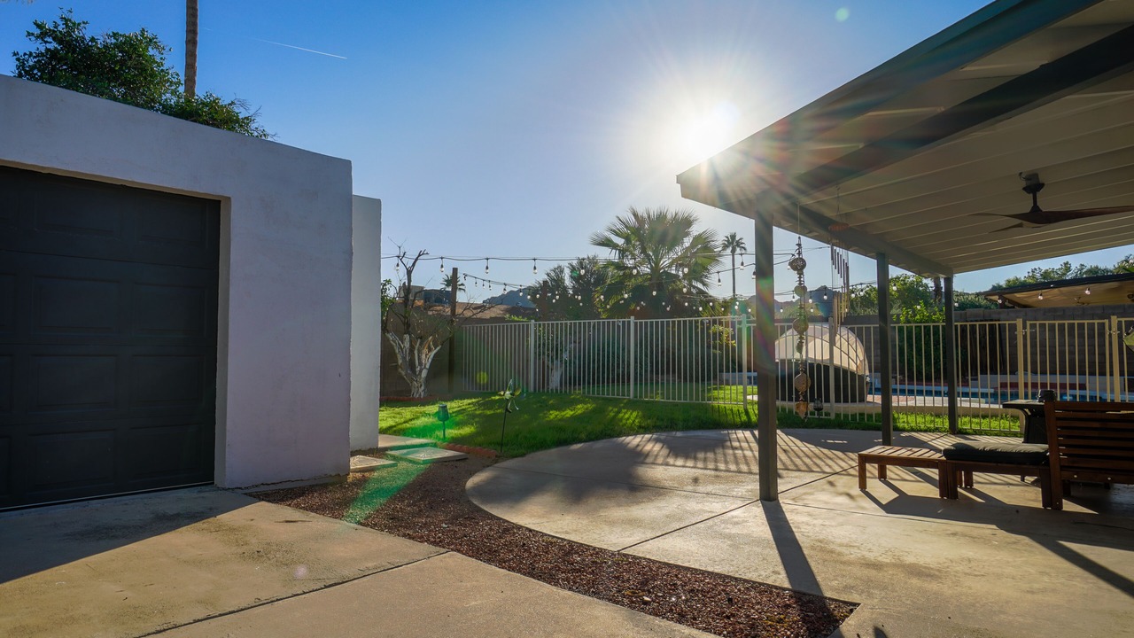 Photo of Outdoor in Paradise Valley Village