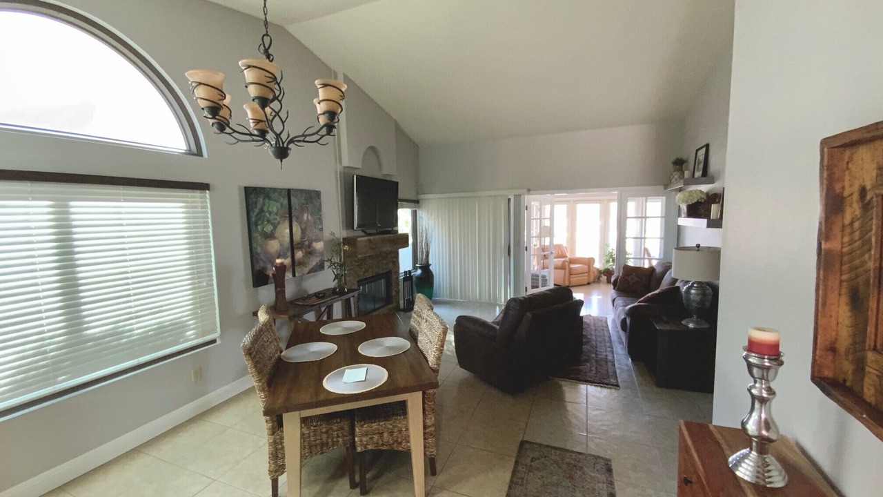 Photo of Livingroom in The Bluffs